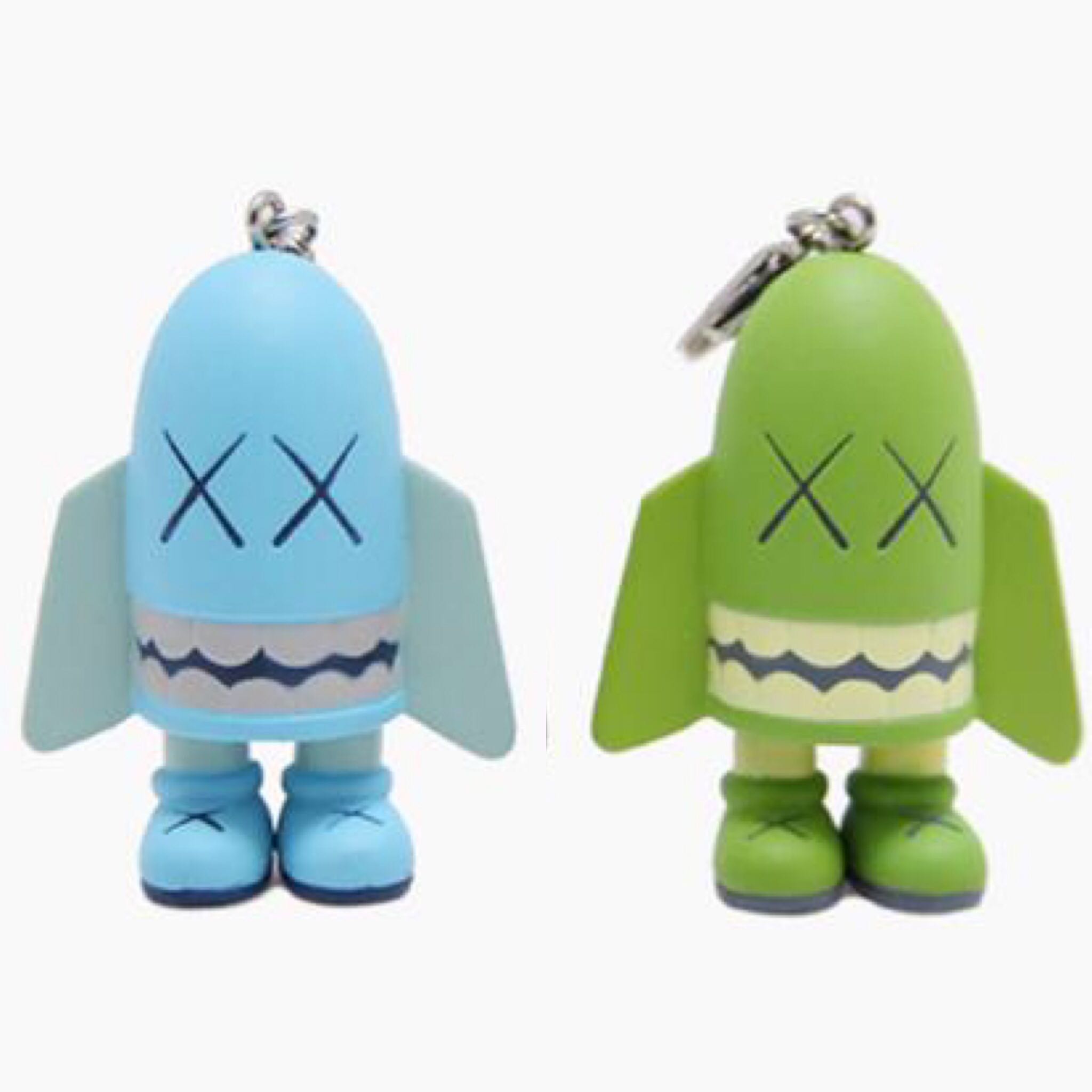 KAWS Blitz Keychain ปี 2011