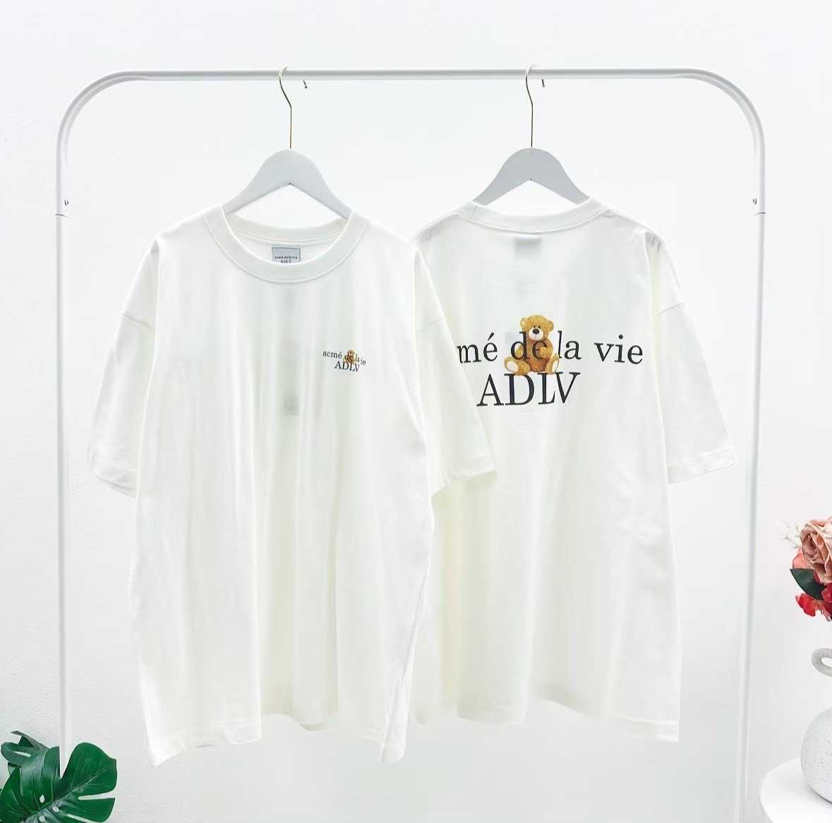 พร้อมส่ง  ADLV Mini Bear Classic Logo T-Shirt ( White )