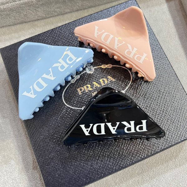 หนีบ Prada รุ่นใหม่ล่าสุด (6cm)