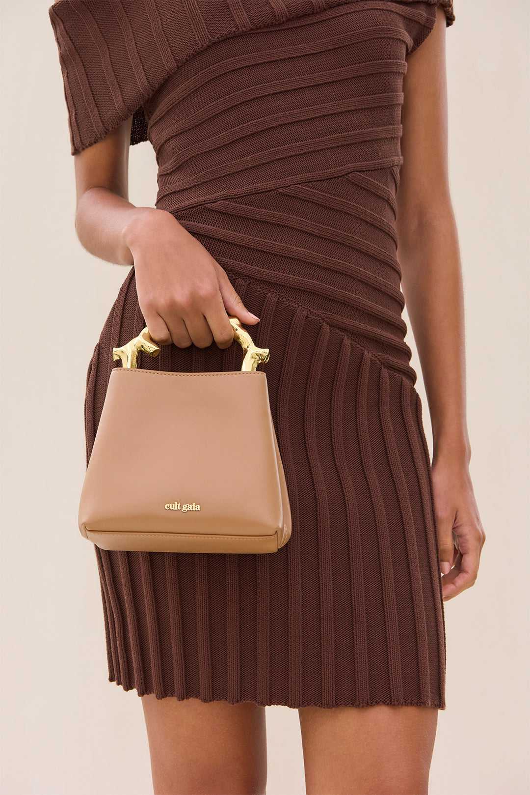 SALE! Cult Gaia NOEMI BAG - CAMEL