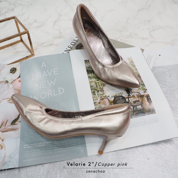 ทรงปกติ:เปลี่ยนไซส์ได้-ไม่รับคืน::รุ่นขายดี Zenachoo Velarie2 สูง 2 นิ้ว สี Copper pink รองเท้าหน...