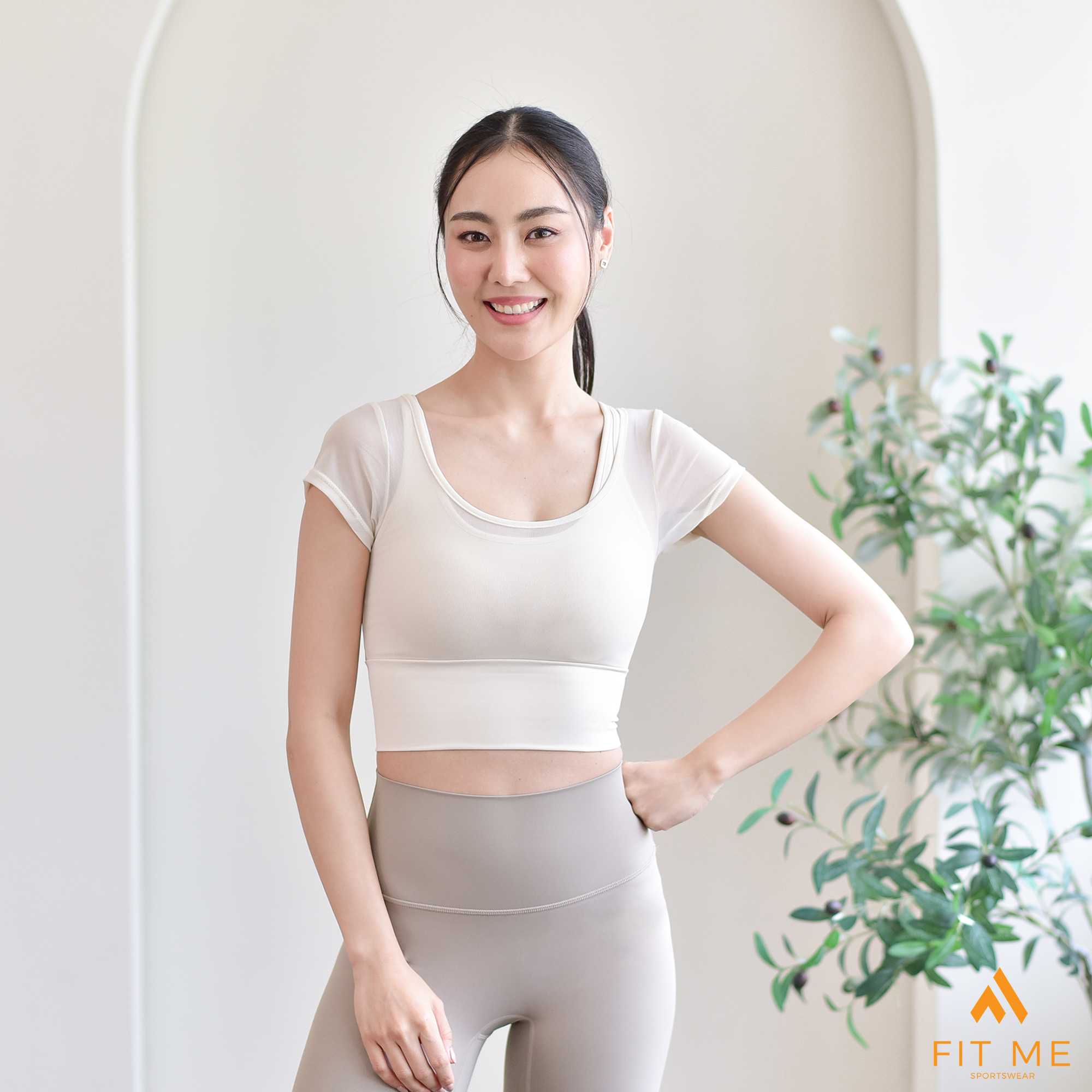 เสื้อสปอร์ตบรา มีฟองน้ำเย็บติด รุ่น Mesh Crop Bra