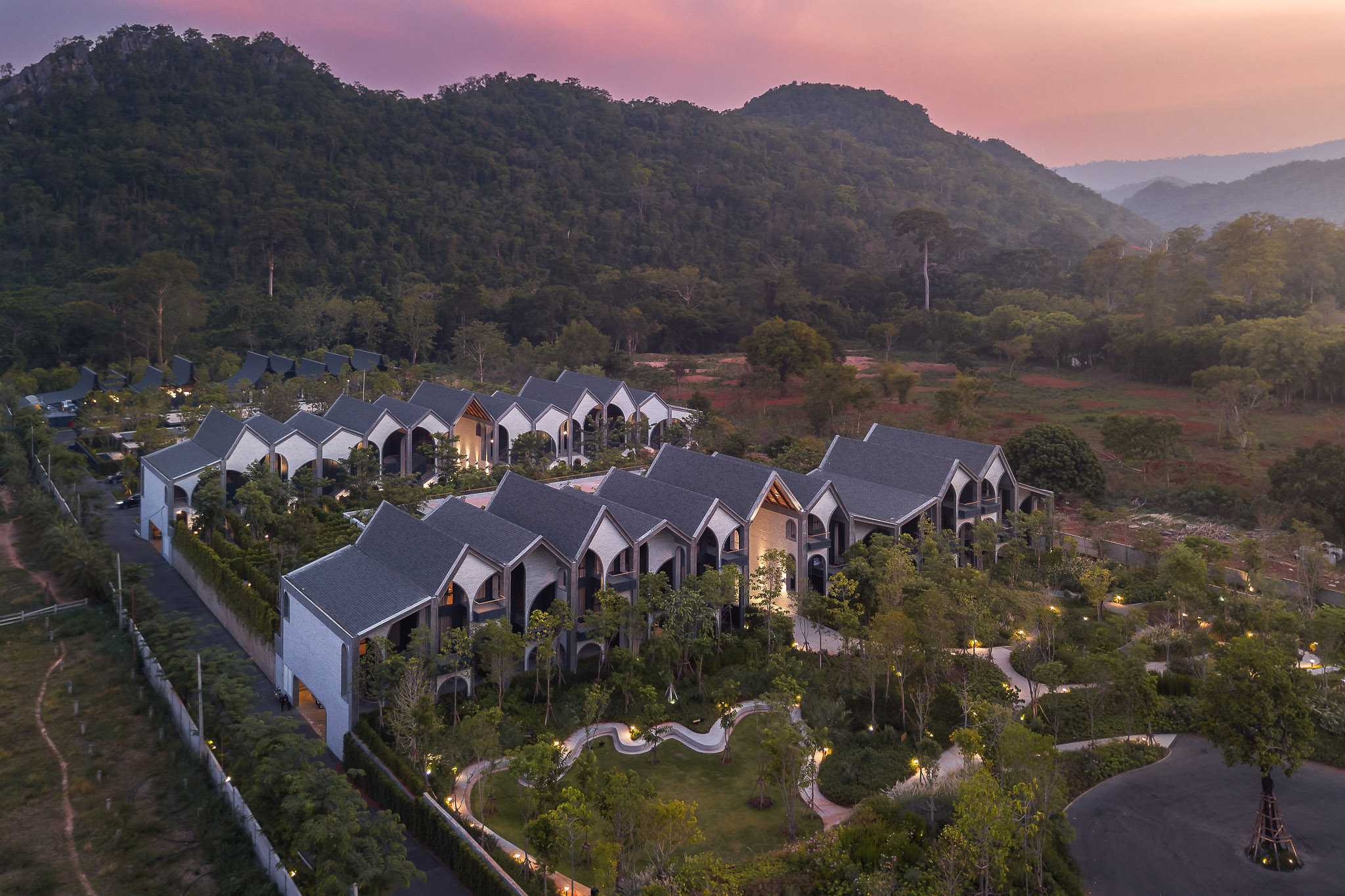 Labaris Khaoyai เขาใหญ่ ห้อง Deluxe พร้อมอาหารเช้า 2 ท่าน