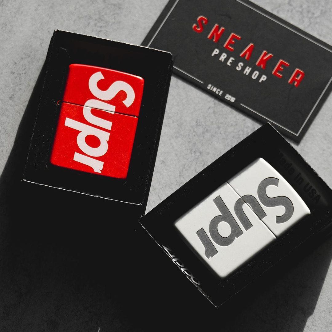 Supreme x Zippo,