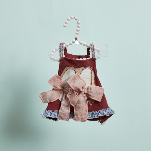 Louisdog (S)Deep Raspberry