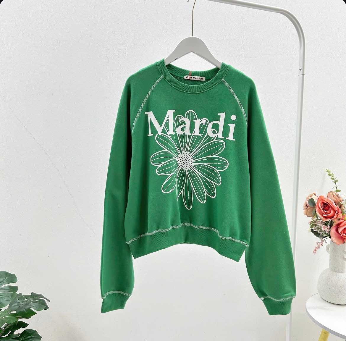 Mardi Raglan Flower Sweatshirt  (Green/Cream)
