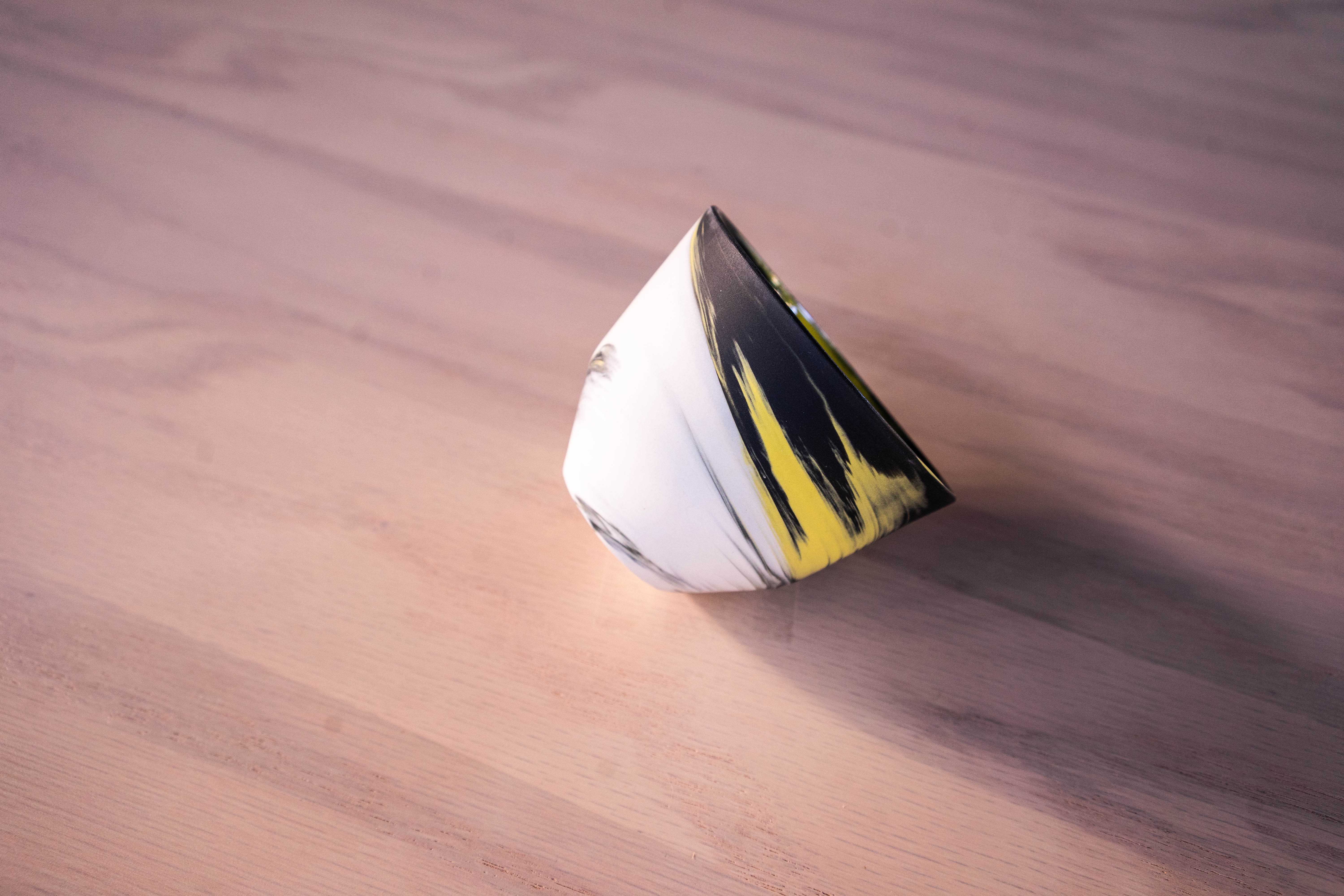 Size A2 - Mix wave White/Yellow/Black, แก้ว MK Studio, Copenhagen, Denmark ทำจาก porcelain (ceramic)