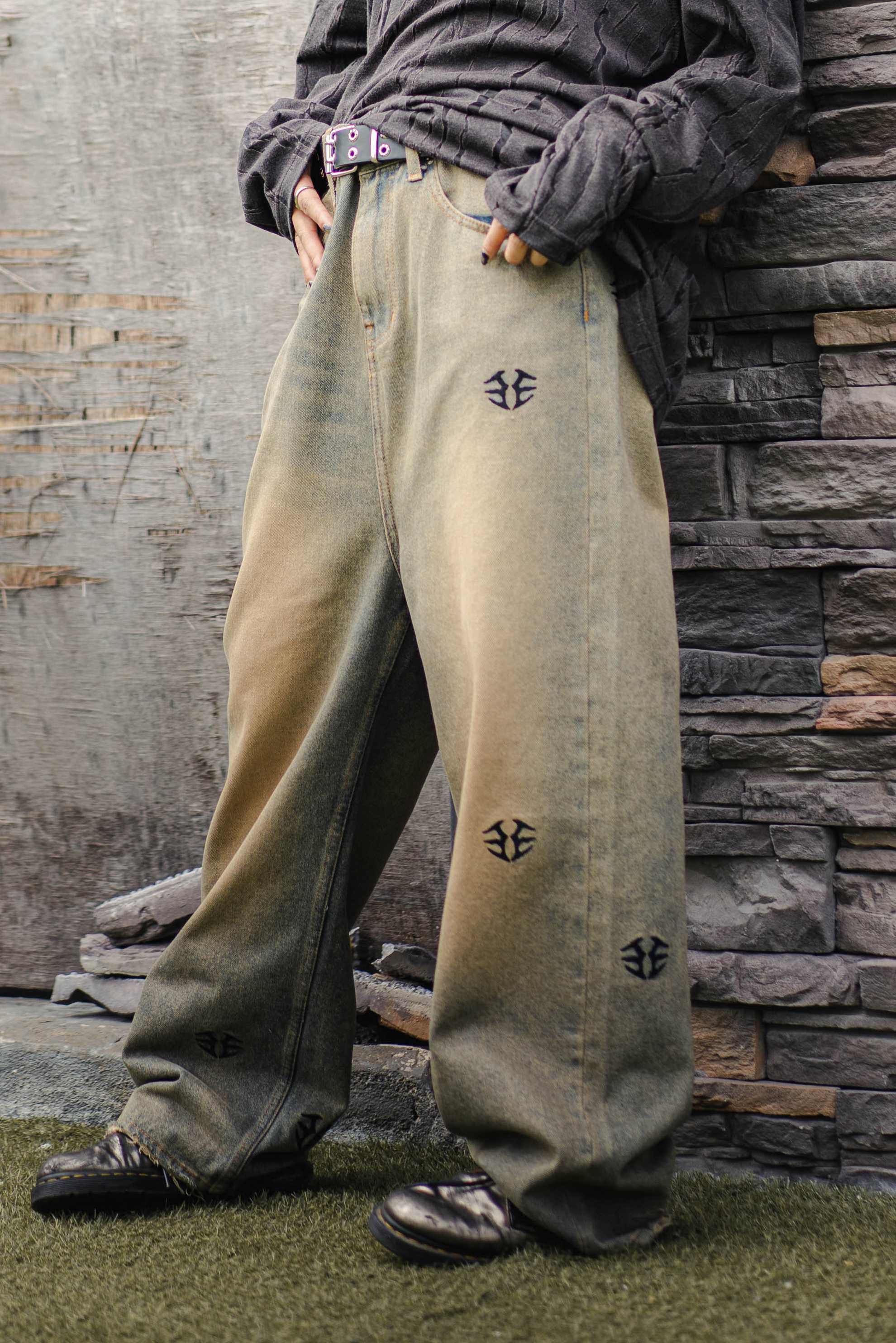 Emerge  Jeans Multiple Logo Baggy Pants