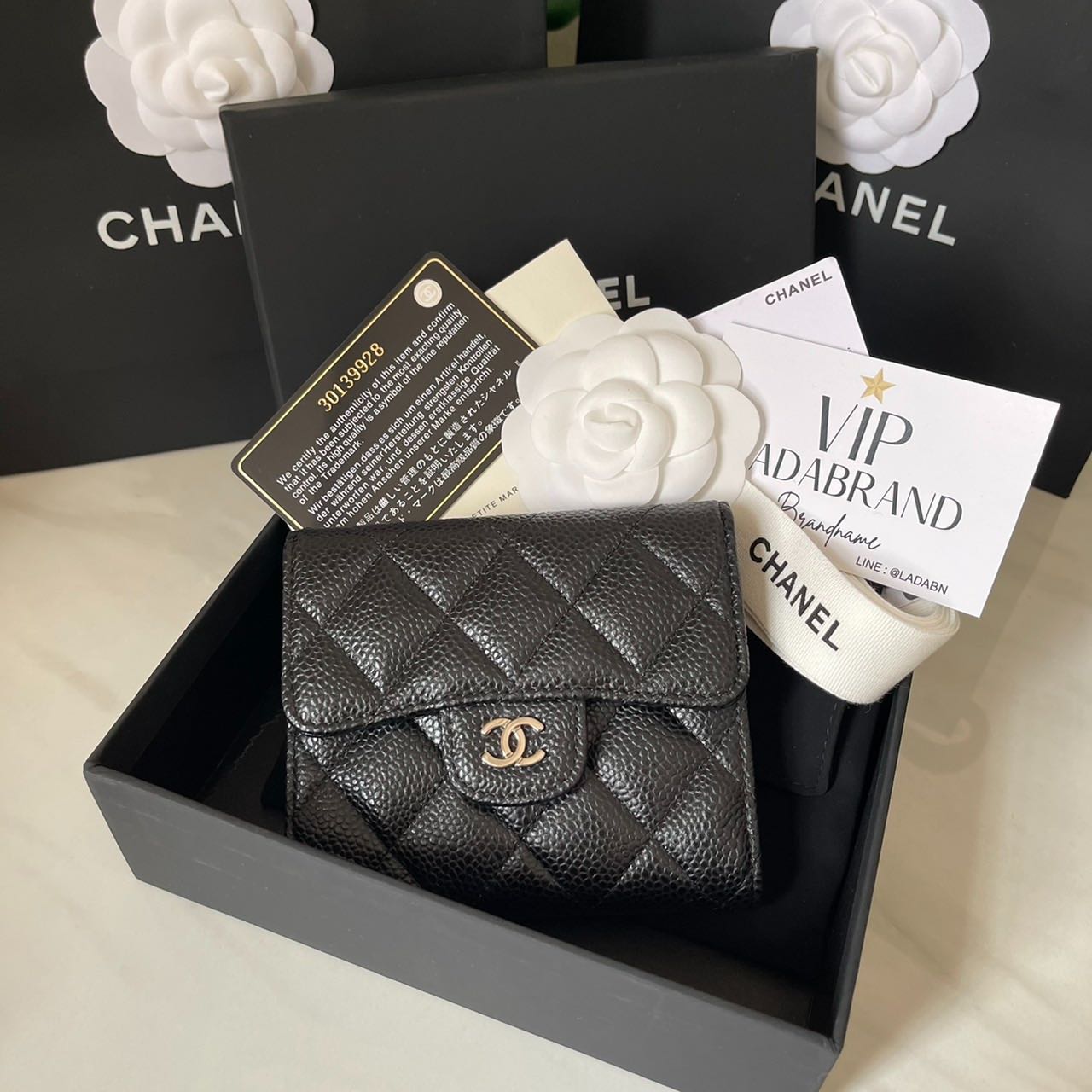 Chanel wallet tri fold ✅สินค้าพร้อมส่ง✅ @shw (งานVipอิตาลี่)