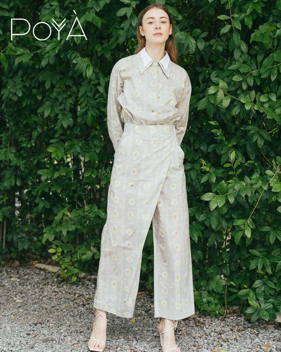 ✨ Daisy Crochet Print Pants ✨