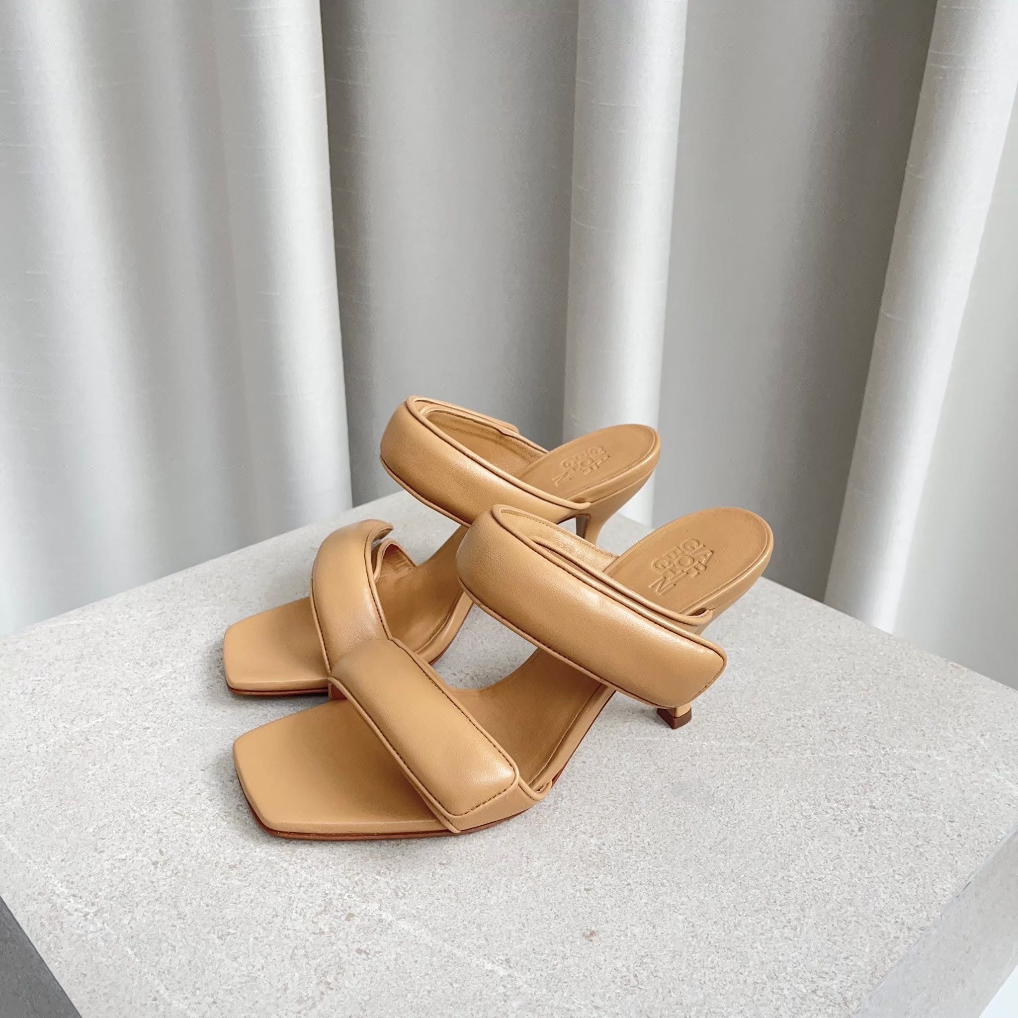 SALE GIABORGHINI PERNI 03 - ALMOND