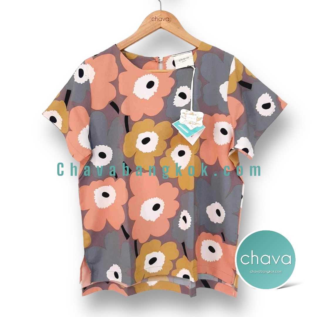 NEW!! เสื้อ Top / BLOUSE  (สีน้ำตาล) คอกลม ลายดอกไม้มาลิเมกโกะหลากสี