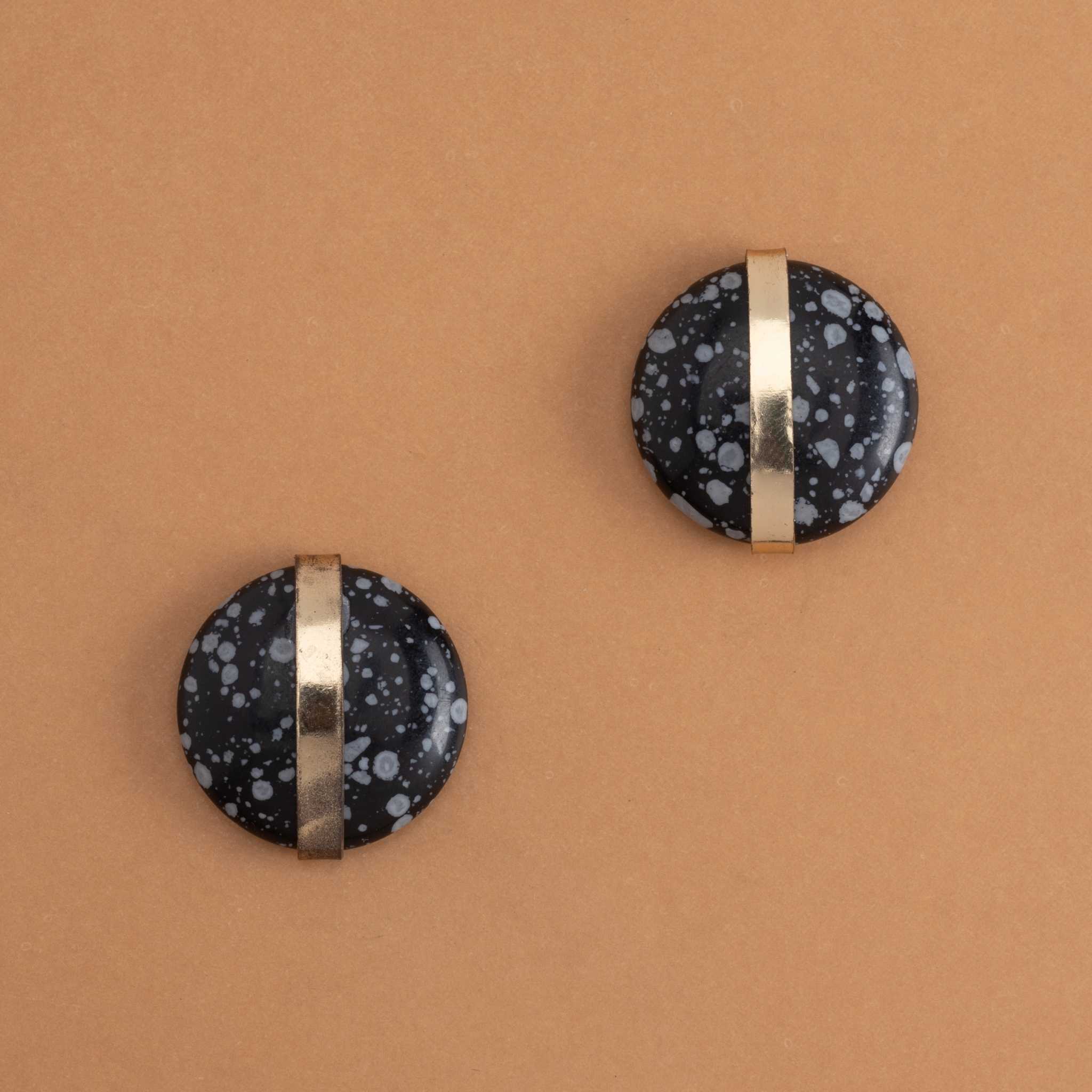 BLACK AGATE STONE EARRINGS