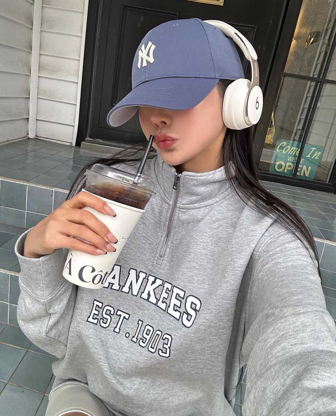 Premium Basic Small Logo Cap NY  หมวกแก๊ปสีน้ำเงินอมเทา โลโก้ NY