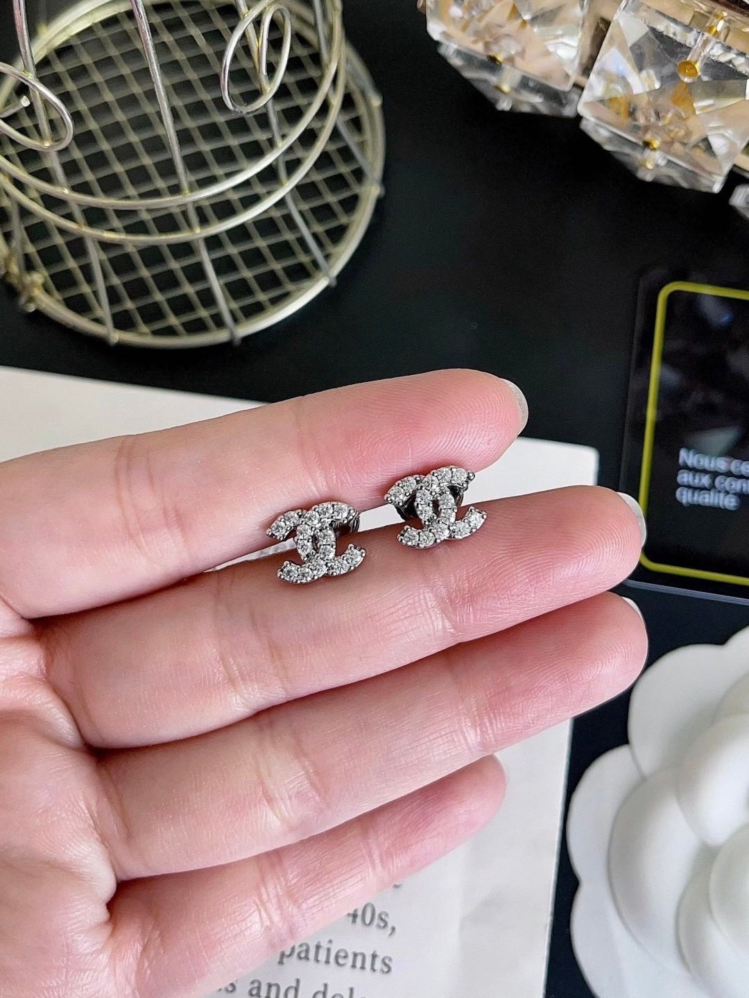 ต่างหูชาแนล รุ่นอิงฟ้า ขายดีมากกกก💥