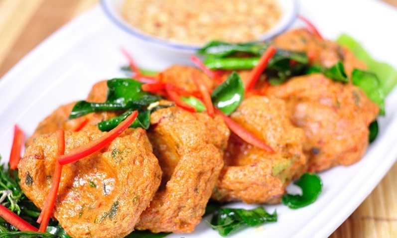 ทอดมันปลา Fried spicy fish cake