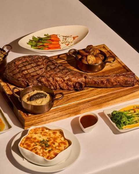 บัตรเงินสดมูลค่า 2500 บาท สำหรับทานอาหารและเครื่องดื่ม (Non Alcohol) ที่ Madison Steak Avenue
