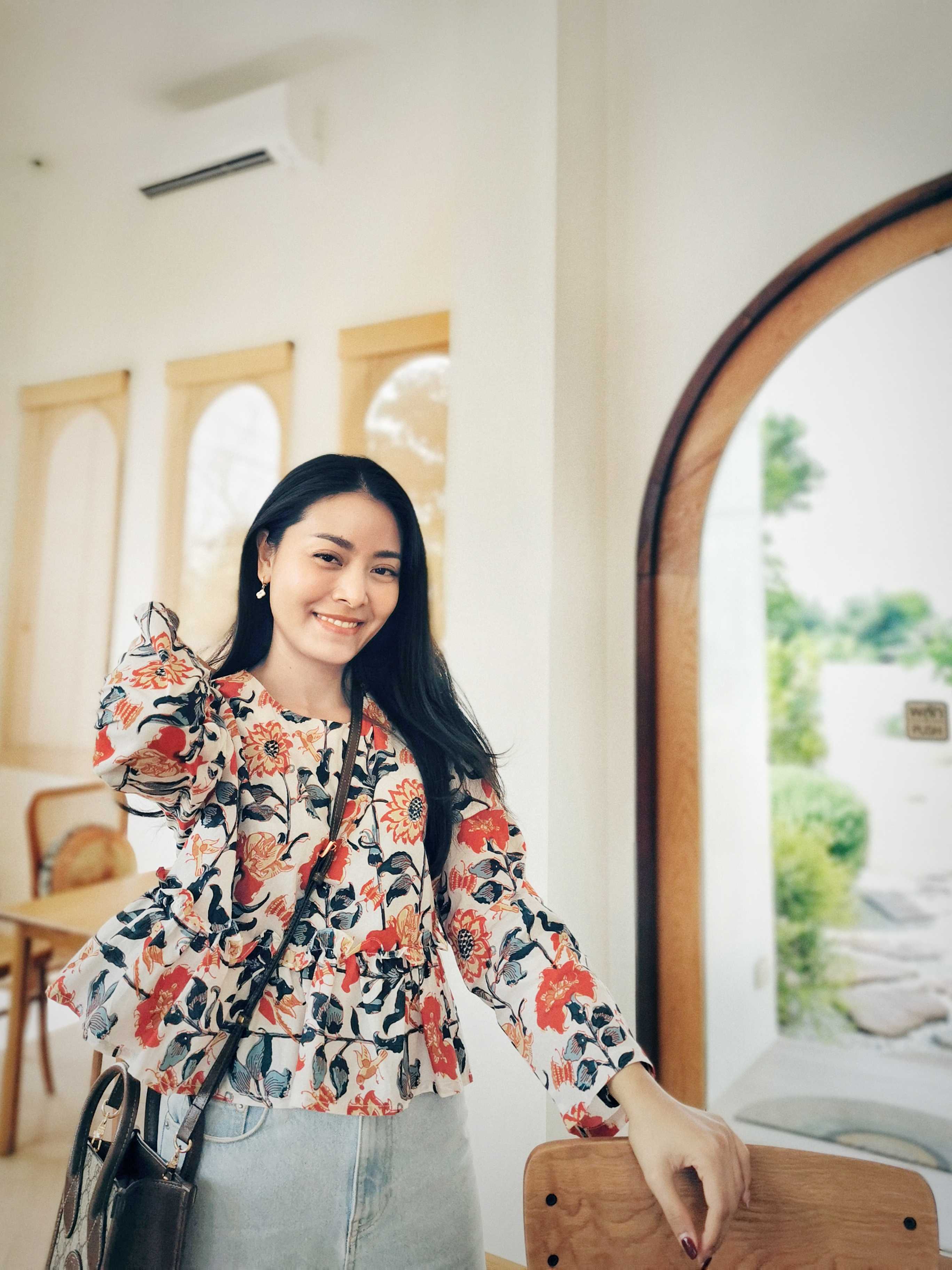 Arun-collection เสื้อ cotton india  แขนยาวชายระบาย อก42นิ้ว ยาว19นิ้ว