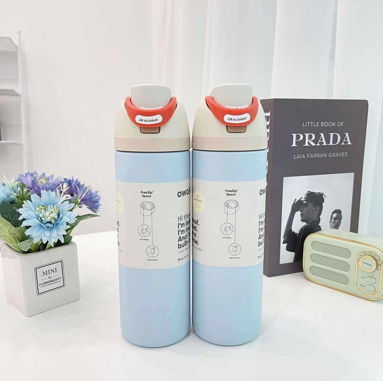 Owala FreeSip 24Oz (Poolside)