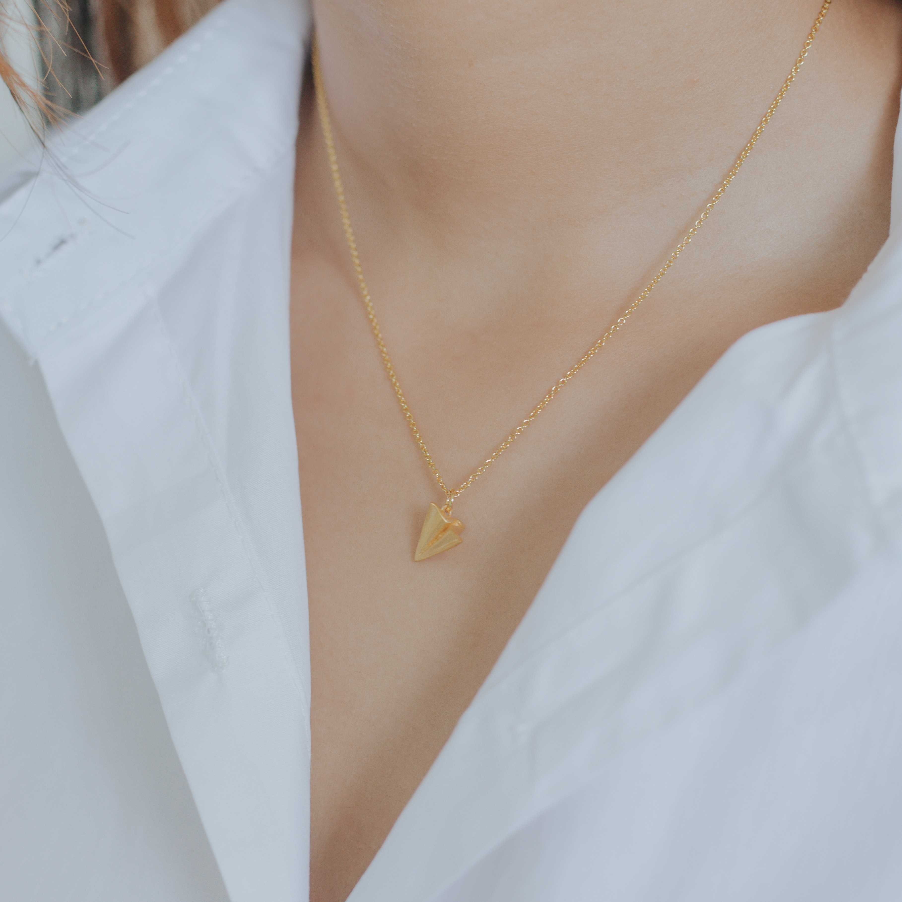 Necklace /สร้อยคอจี้รูปจรวด