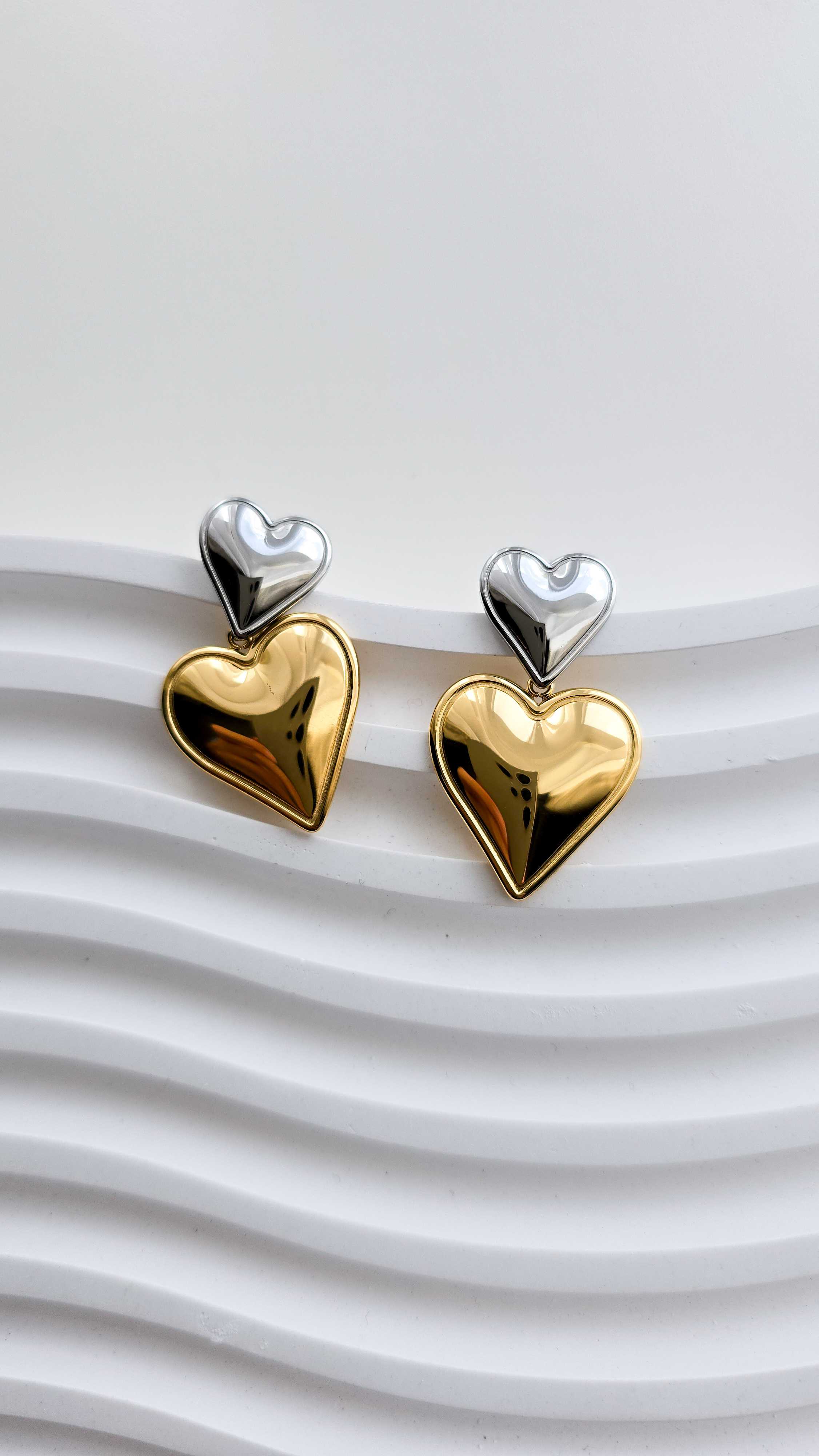 IL MARE Double Heart Earrings