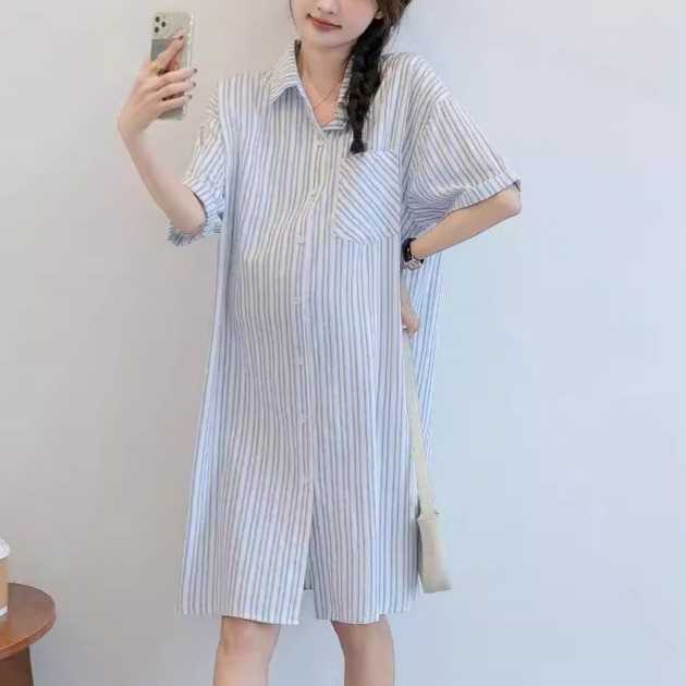 (ไซส์ใหญ่) เดรสเชิ้ตทรง oversize แบบเรียบเก๋ลายริ้วโทนสีฟ้าขาวงานสวยแบบน่ารักเก๋มากๆ