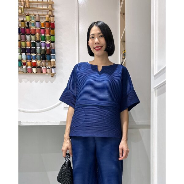 2MUAY รุ่น GA67813 เสื้ออัดพลีท THICK OPEN NECK LAYER PLEATED TOP 8 สี FREE SIZE