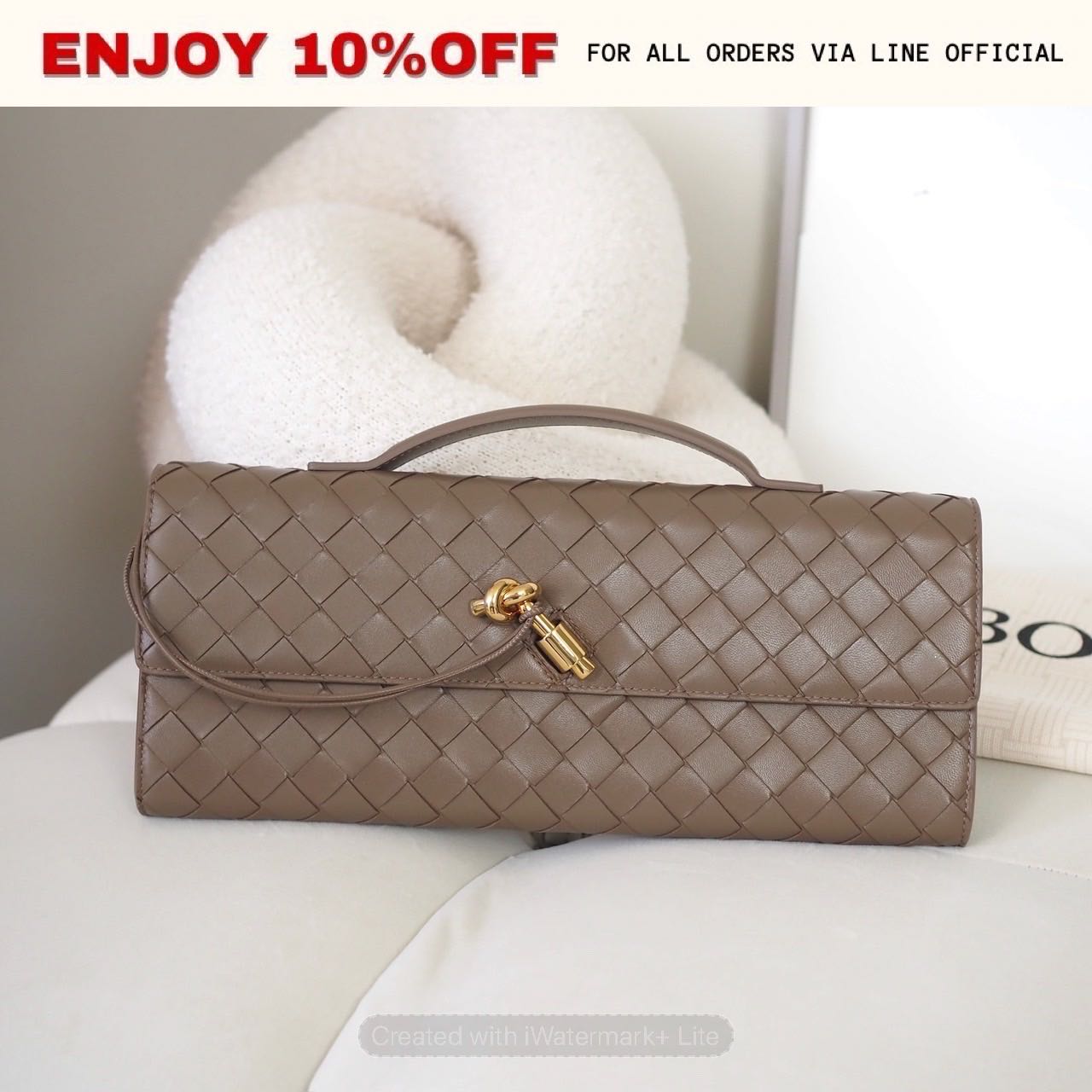NEW! BOTTEGA VENETA Andiamo Clutch สี Pinecone GHW | Bag