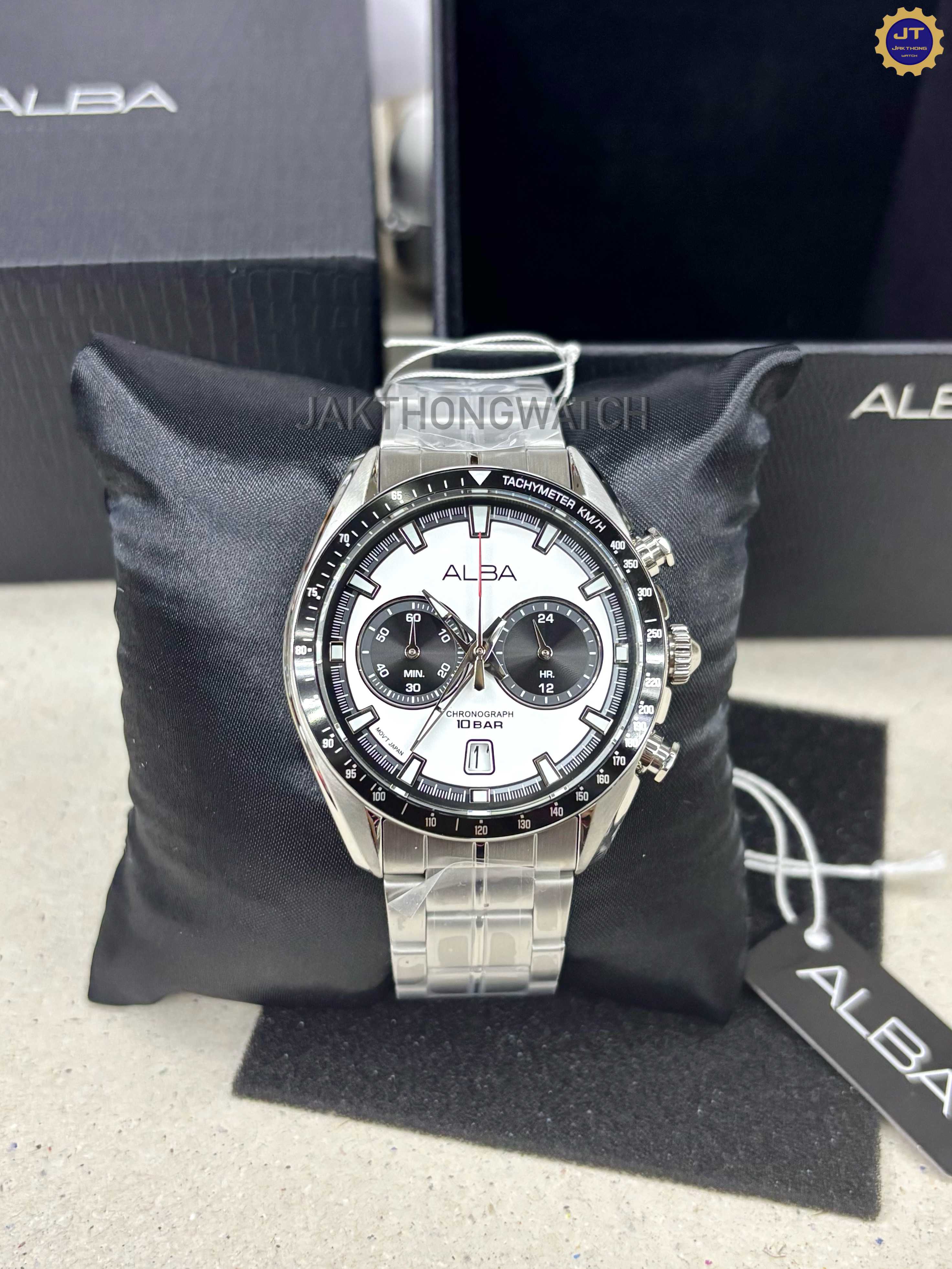 ALBA Signa ‘Panda’ Sport Chronograph นาฬิกาข้อมือผู้ชาย รุ่น A4B023X1