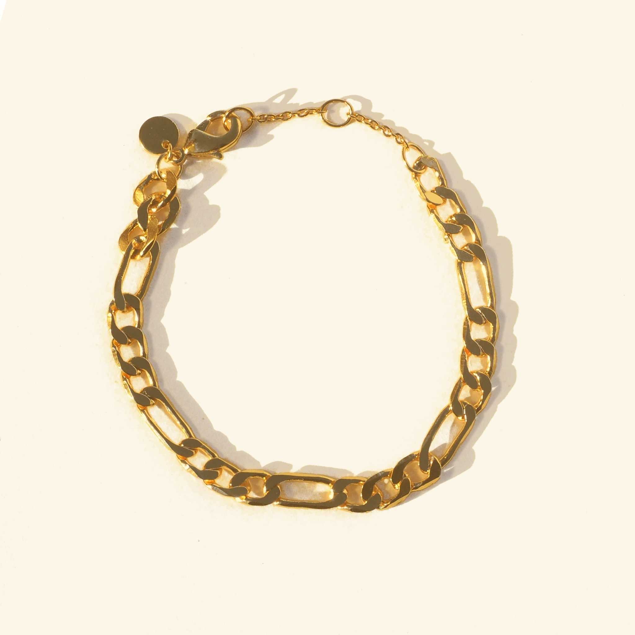 สร้อยข้อมือโซ่ฟิกาโร่ (Exclusive Figaro Bracelet)