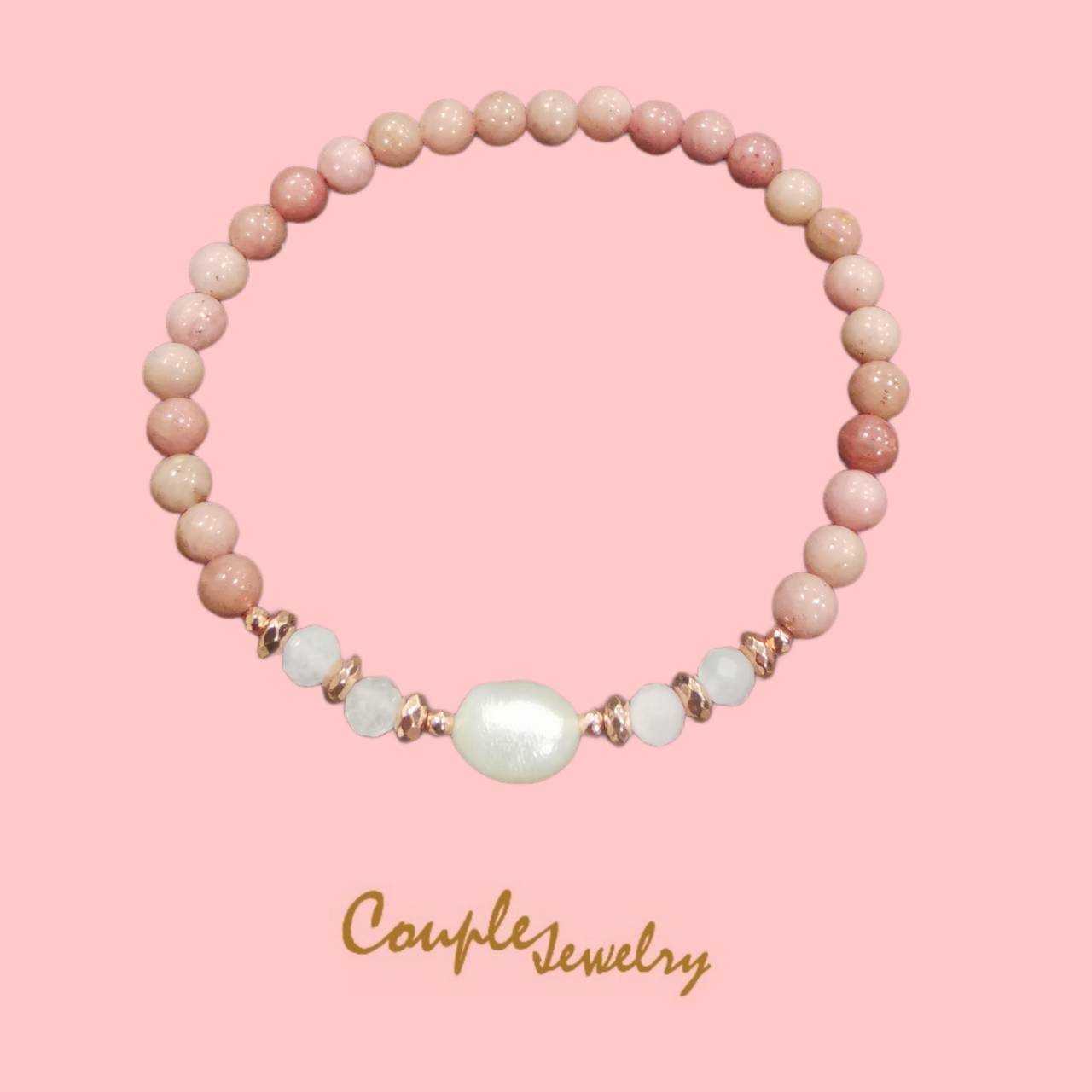 Couple jewelry สร้อยข้อมือยางยืดหินมงคล หินโรโดไนต์ และ โรสควอสต์ ประดับมุกแท้