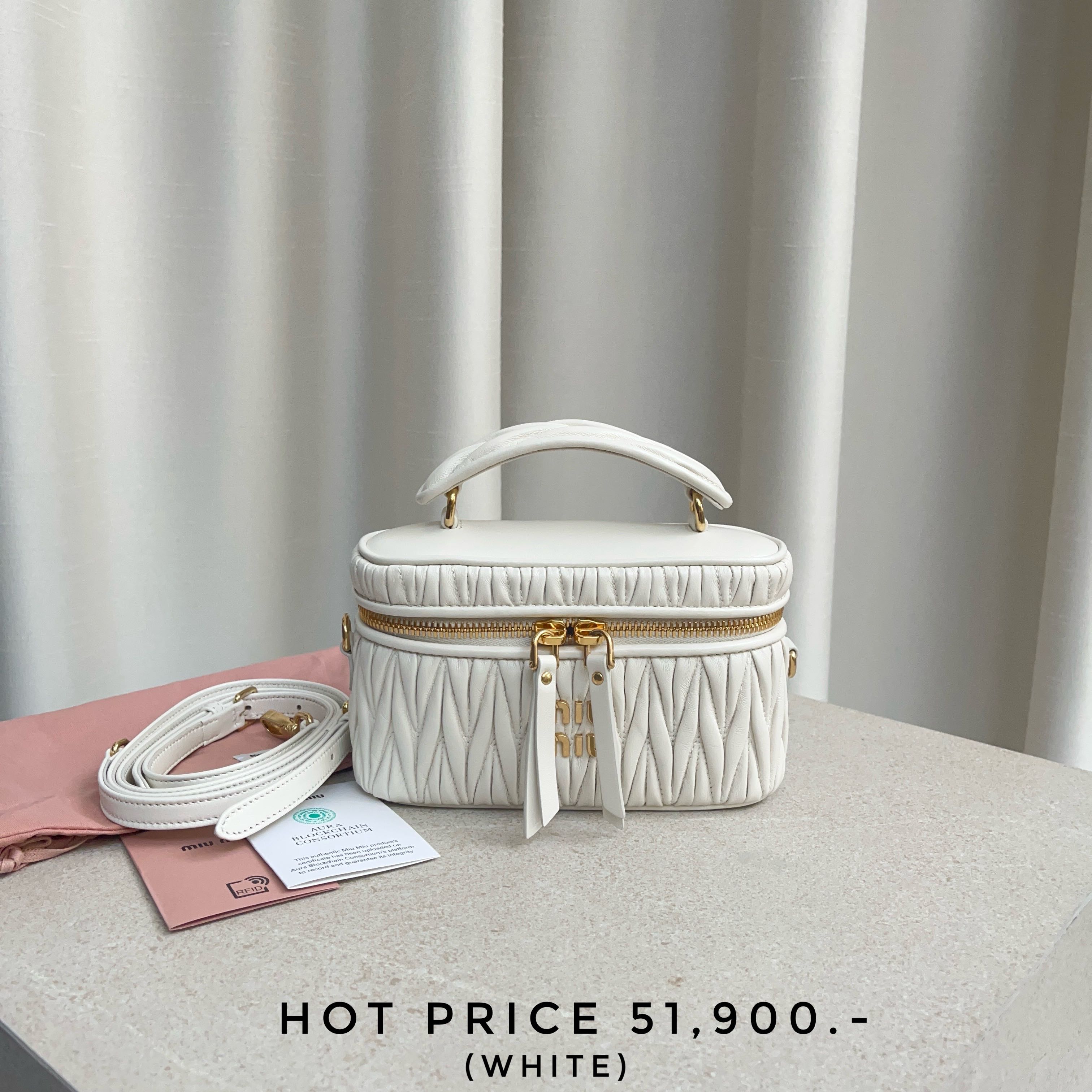 Miumiu Vanity bag - White
