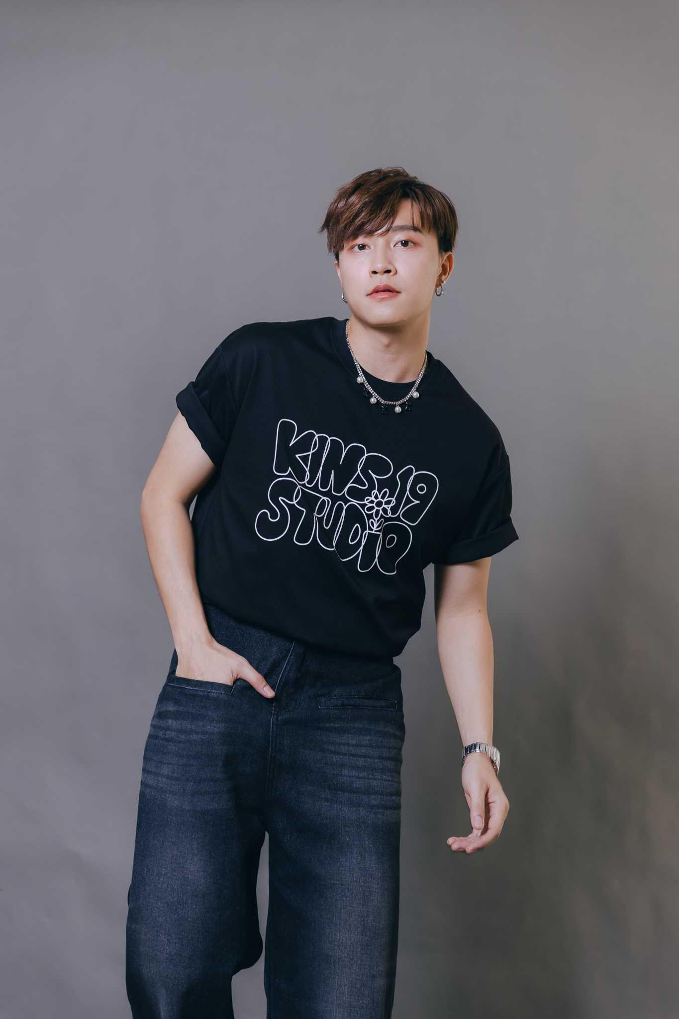 KINS T-SHIRT | เสื้อยืดสีพื้น พิมพ์ลาย (รหัส : TN11)