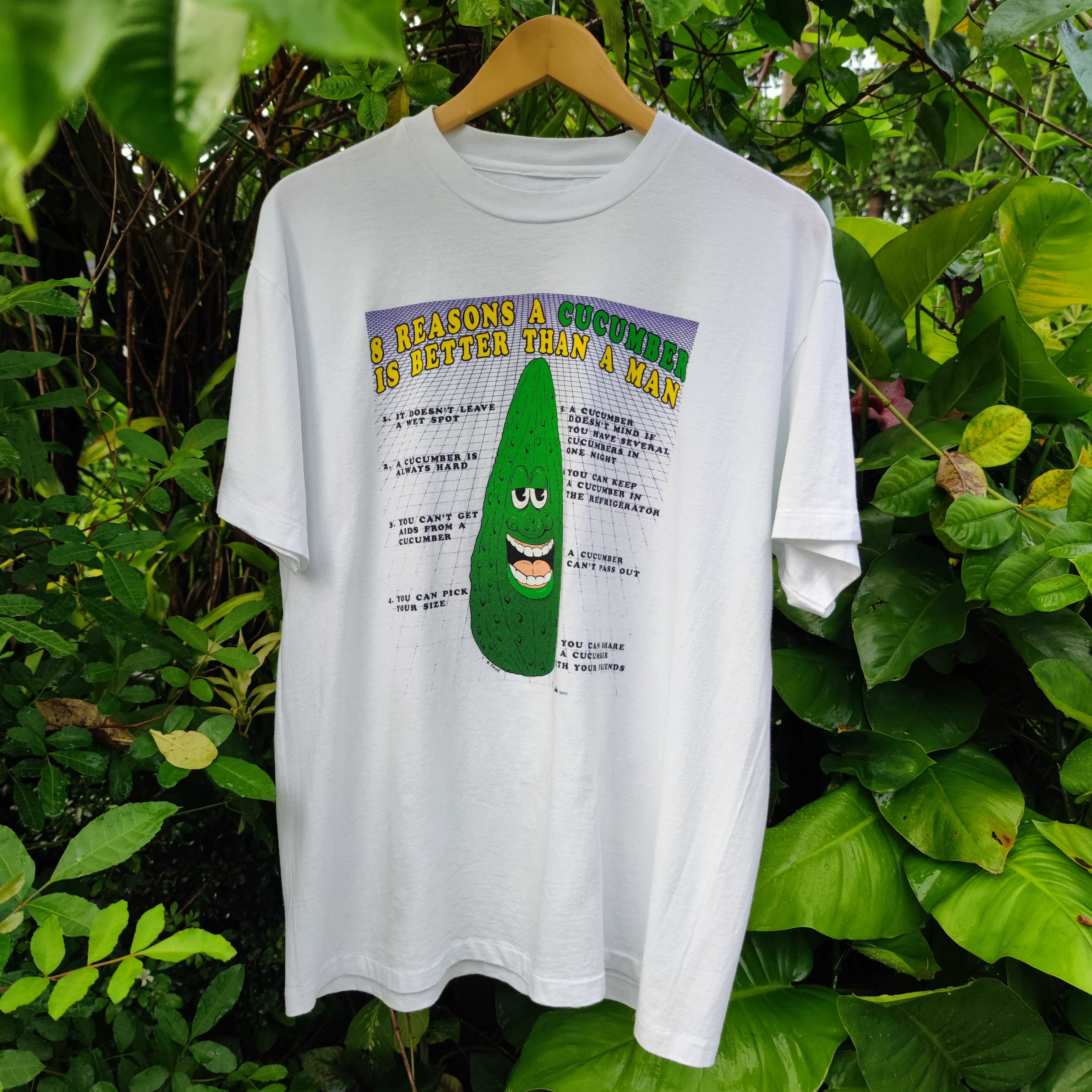 Vintage 8 Reasons a Cucumber is Better Than a Man Funny Comedy T-Shirt