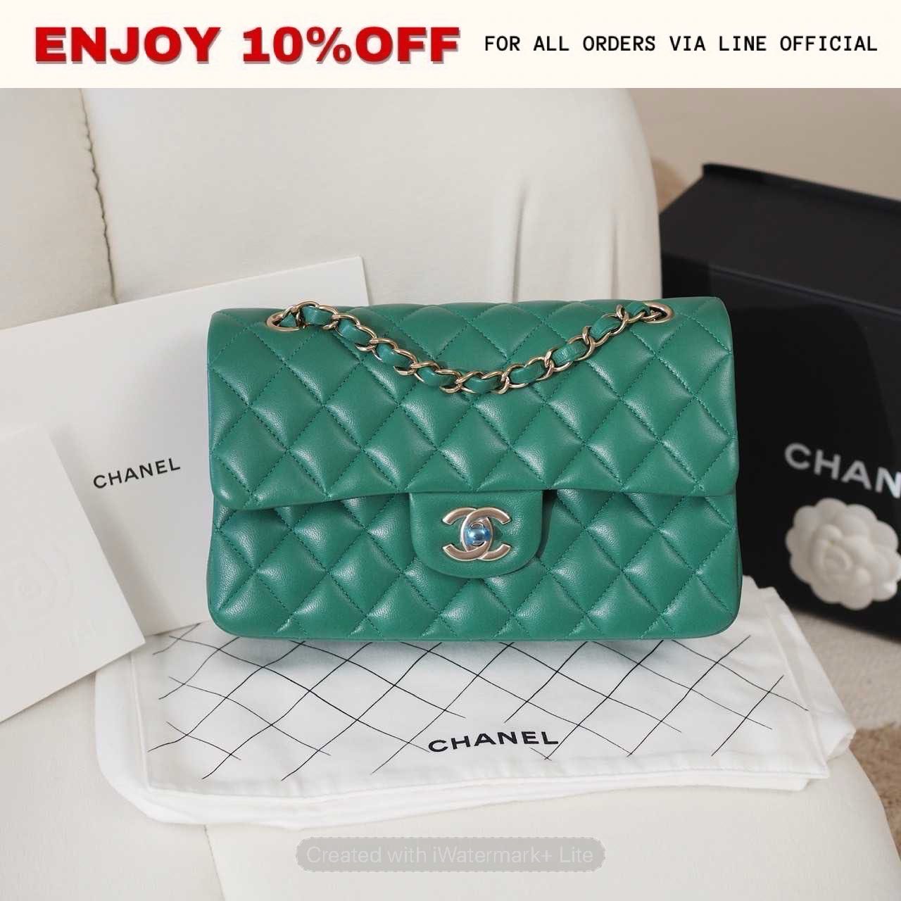 NEW! CHANEL Classic 9'' Small สี Green Lambskin GHW Microchip | Bag