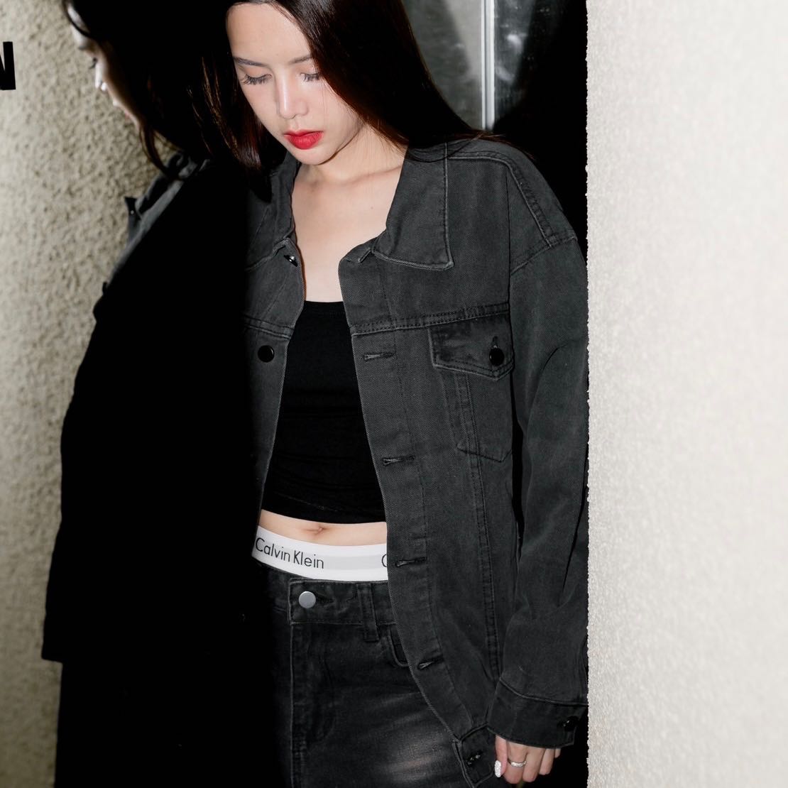 Black Denim Jacket เสื้อยีนส์แจ็คเก็ตสีดำ