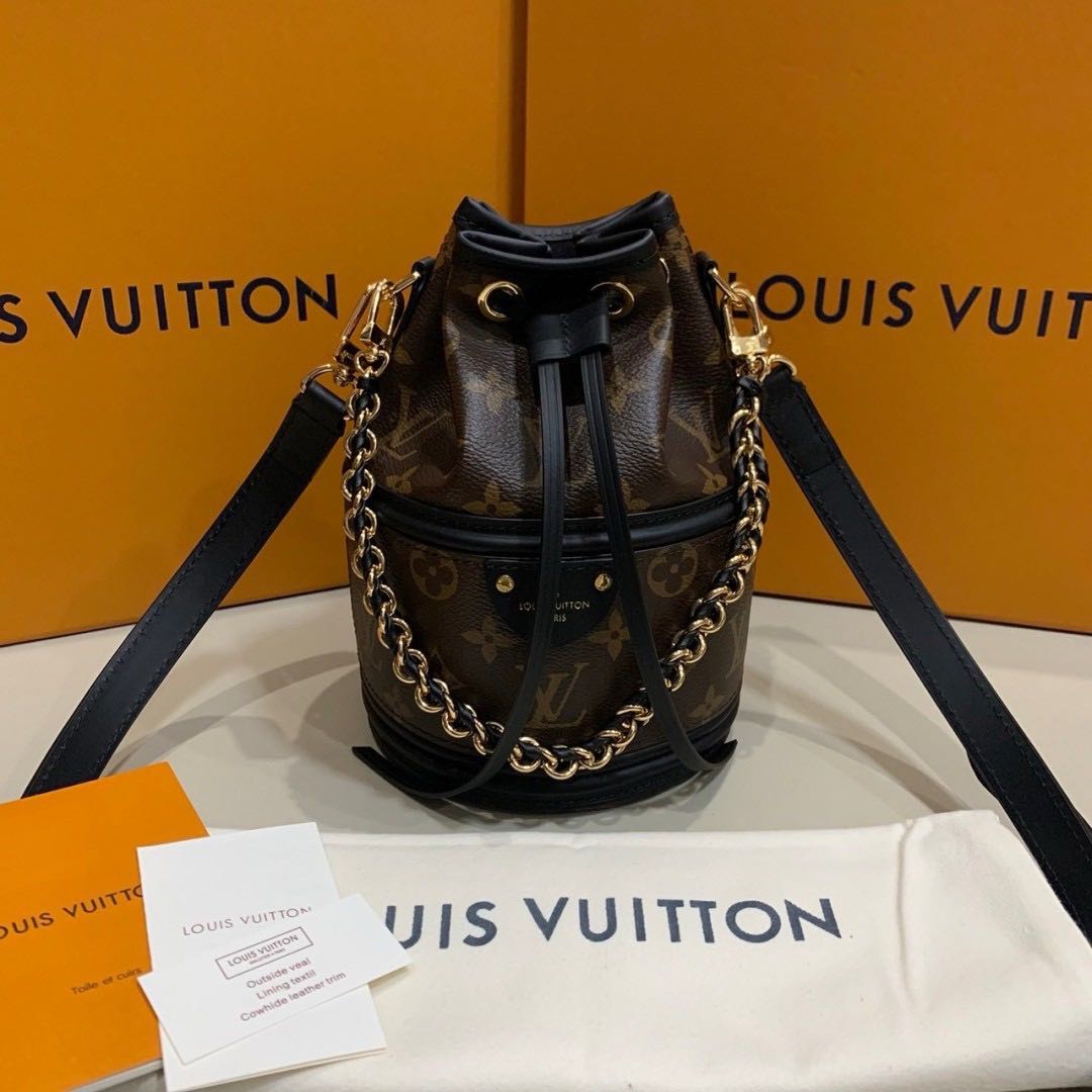 LOUIS VUITTON CANOE MONOGRAM BUCKET BAG