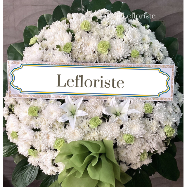 พวงหรีดดอกไม้สด Elegant Tribute 3