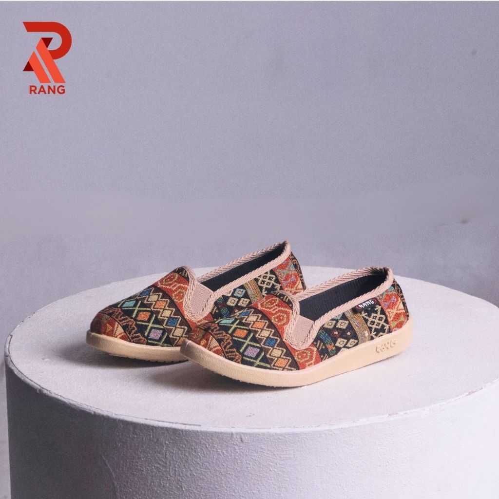 RANG รองเท้าแรง รุ่น 878 ข้าวหลามตัด เบอร์ 36-40