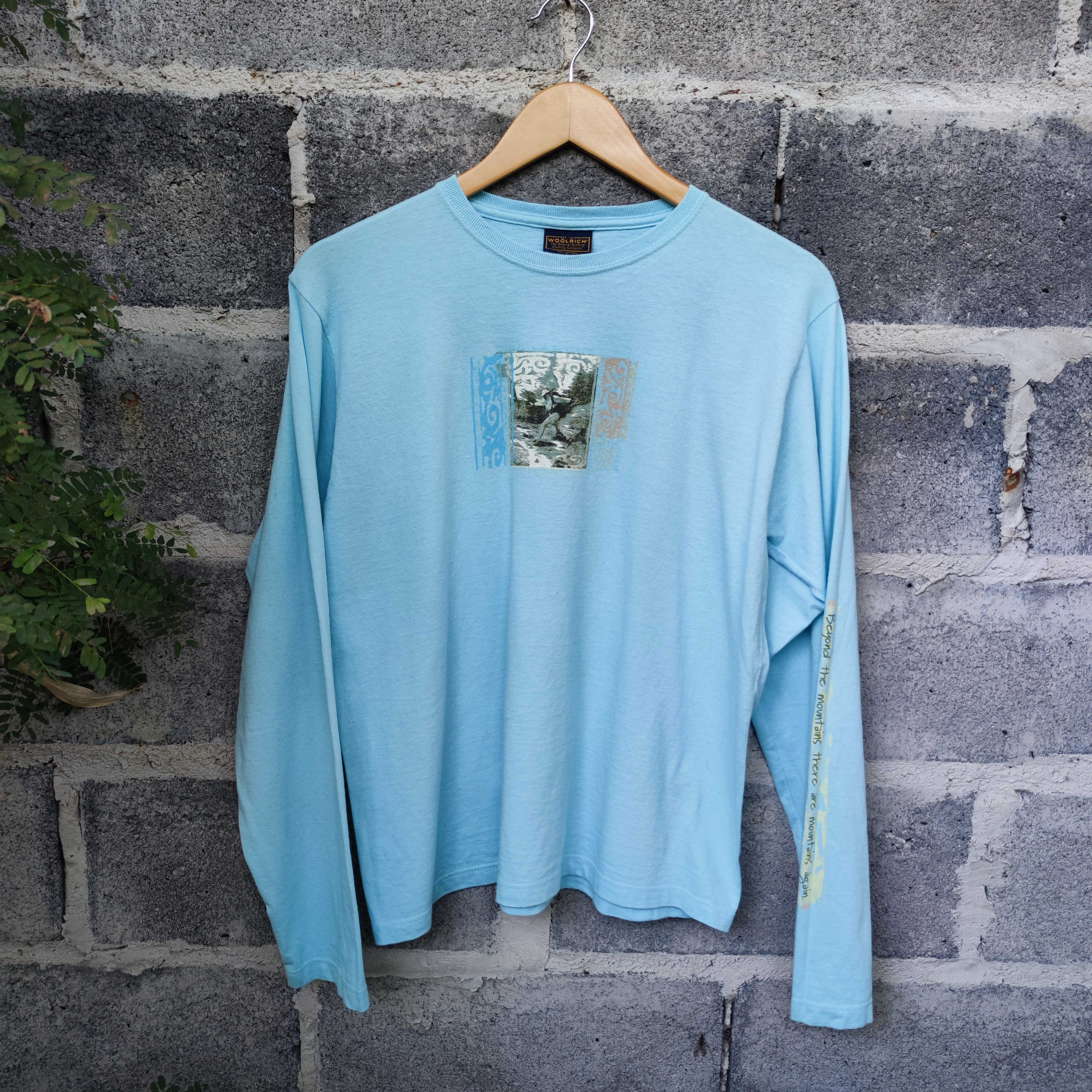 Vintage Woolrich Beyond The Moutain Outdoor Long Sleeve T-Shirt