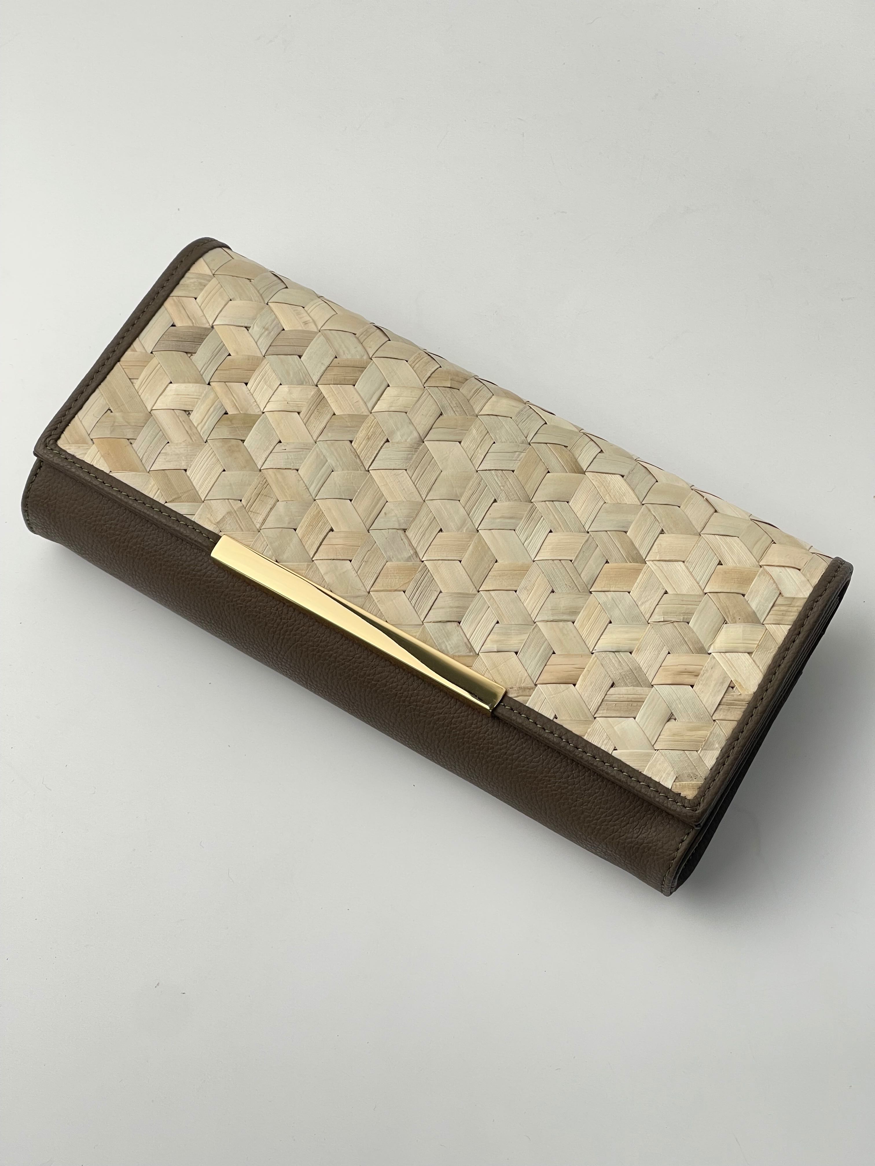 Origin Clutch | Nature-Cocoa (Sample)
