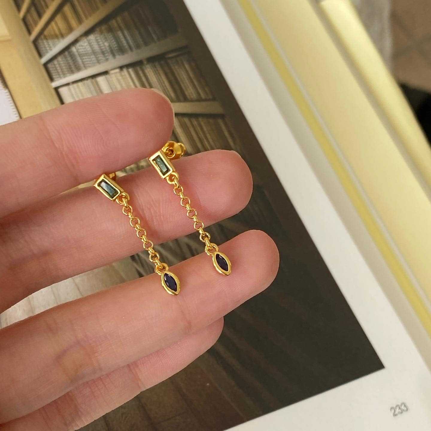 Julysbkk - gemmie wiggle earrings