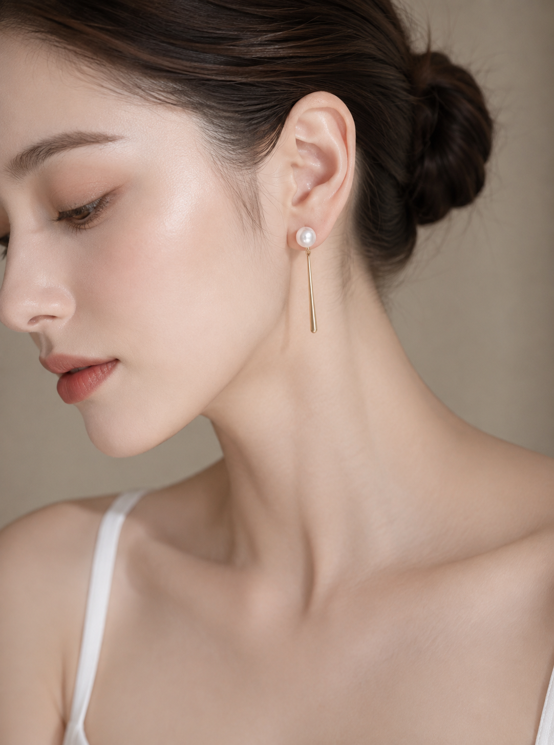 E19 ต่างหูไข่มุกแท้ 8-9mm เกรด6A รุ่น Aurora Drop Pearl Earring เรือนเงินแท้ S925 ชุบทองคำ18K