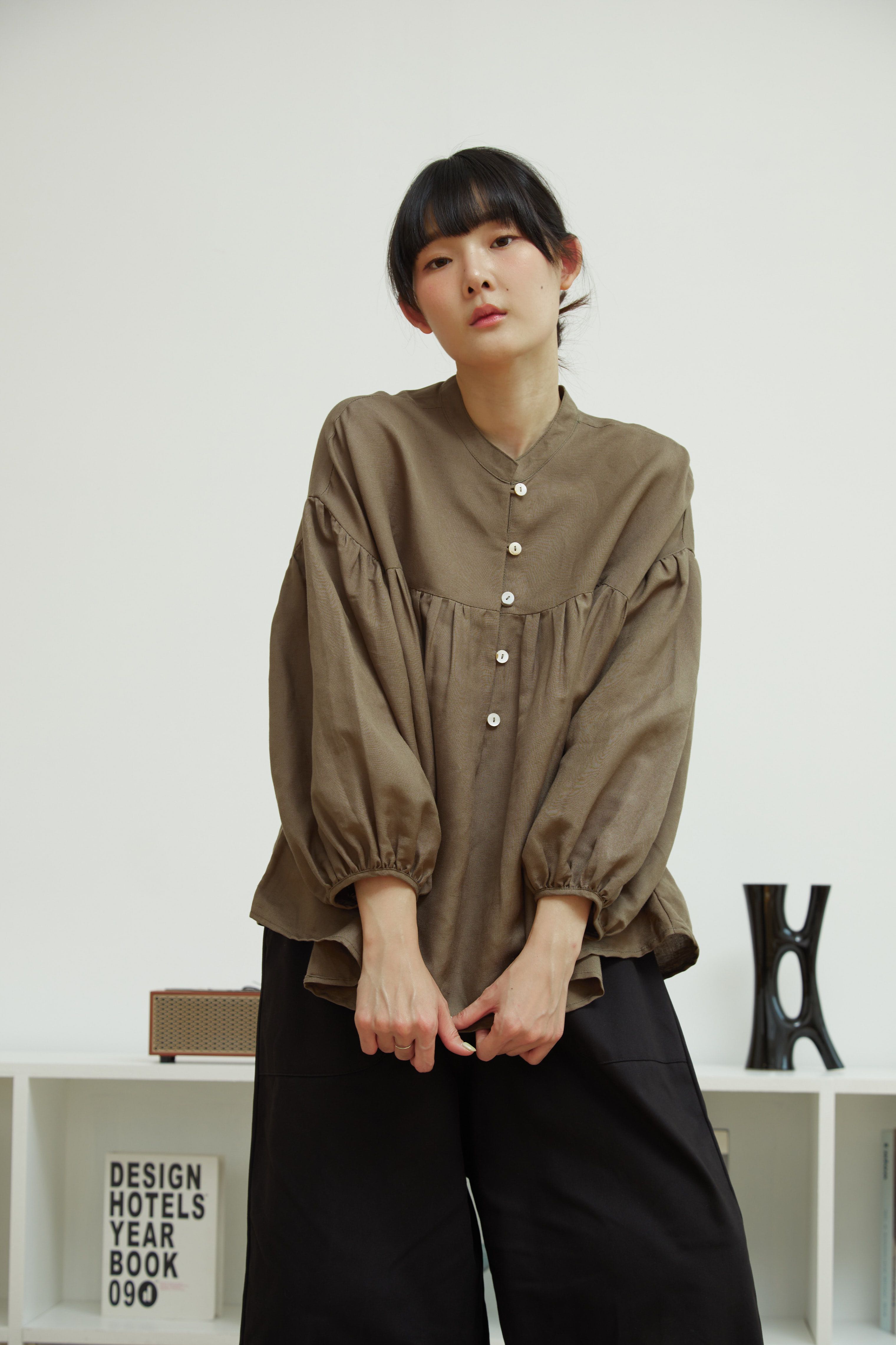เสื้อแขนบอลลูน - สีขี้ม้า