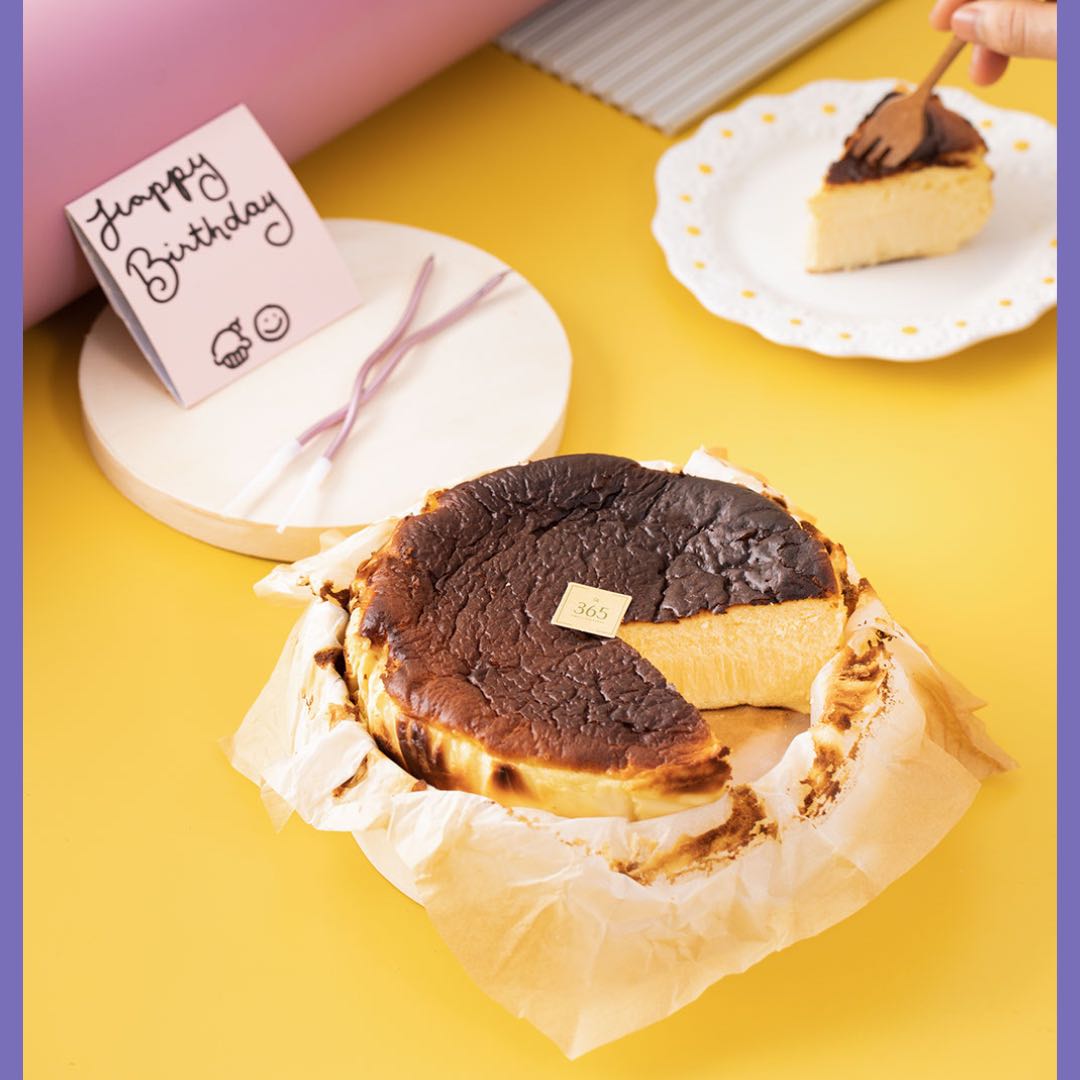 1.5 Basque Cheesecake Wholecake バスクチーズホールケーキ