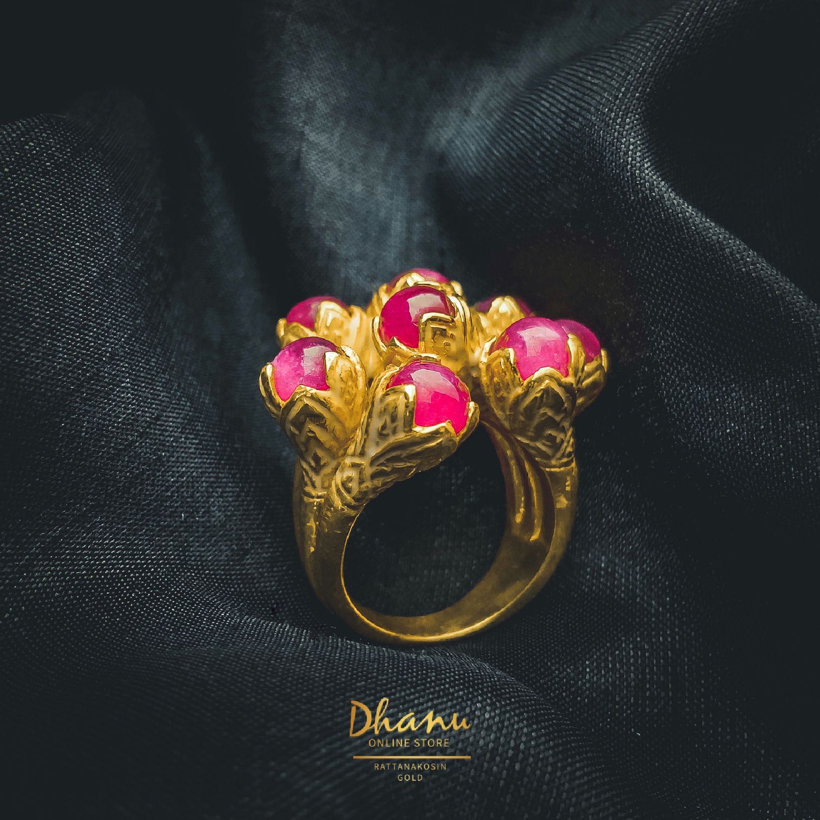 แหวนดอกทิวลิปทับทิม Tulip Ruby Ring