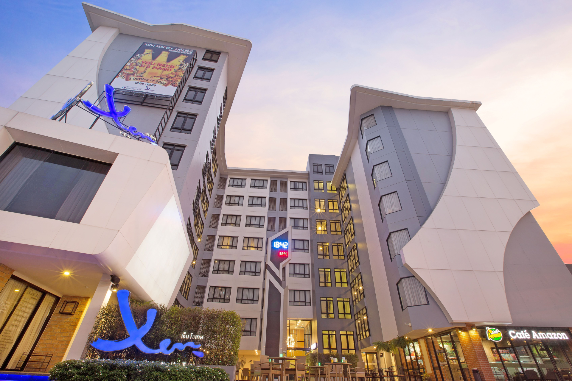 Xen Hotel Nakhon pathom นครปฐม ห้อง Deluxe พร้อมอาหารเช้า 2 ท่าน