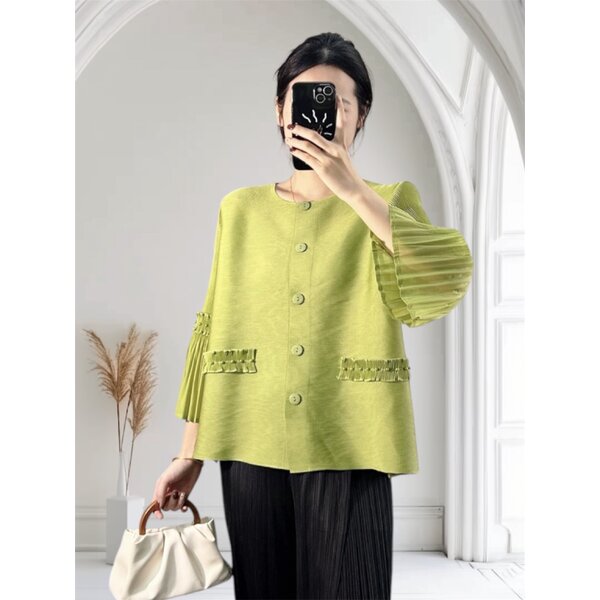 ปรับราคาลง!! 2MUAY PP62890 เสื้อพลีทคุณภาพ FLARE SLEEVE BUTTON FRONT PLEATED TOP 4 สี FREE SIZE