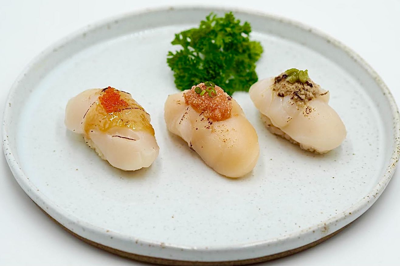 Hotate Sushi Set