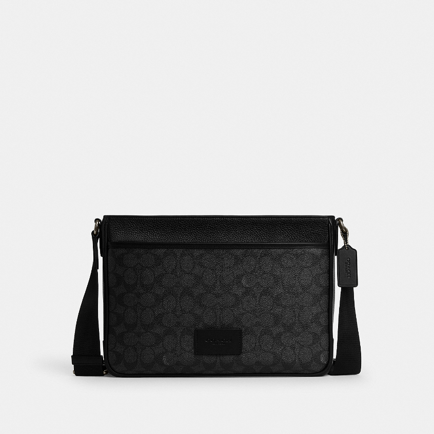 Coach CY824 District Crossbody (QBMI5) กระเป๋าสะพายข้างผู้ชาย สี Qb/Charcoal/Black